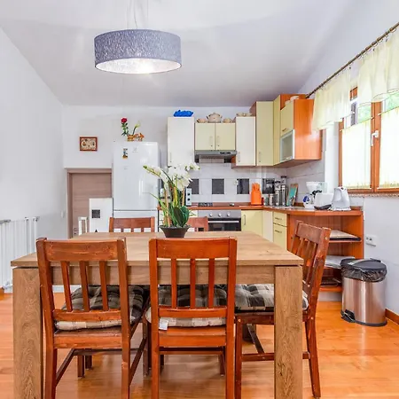 Gorgeous In With Kitchen Holiday home Slivnica